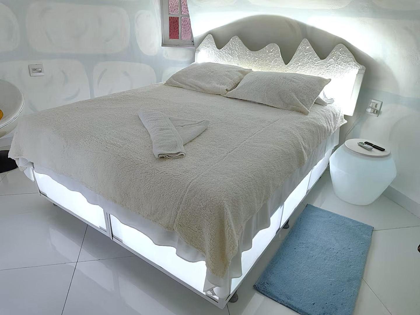 Iglu Polar, Magica Bueno Brandao
