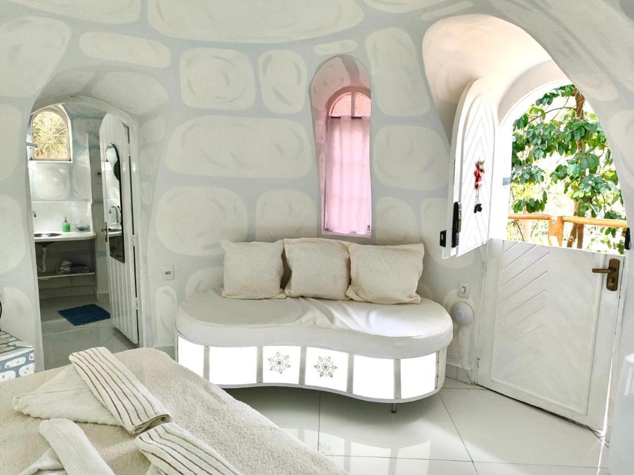 Iglu Polar, Magica * Bueno Brandao